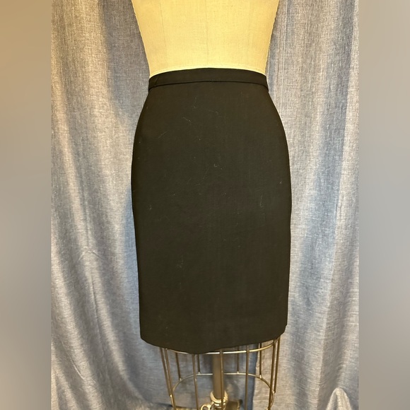 Dolce & Gabbana Pencil Skirt - Picture 2 of 10